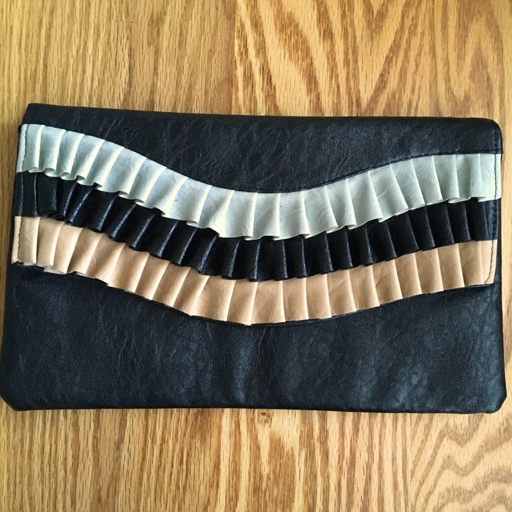 Handheld Clutch
